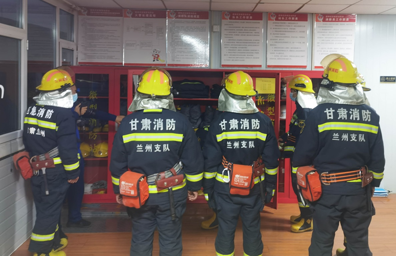 【“三抓三促”進行時】蘭州高新區(qū)消防救援大隊定遠消防站深入隴神戎發(fā)開展“實戰(zhàn)練兵”消防演練活動