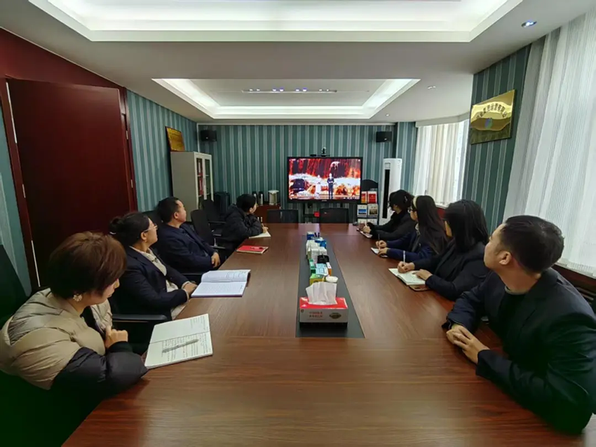 學(xué)習(xí)時代楷模 汲取榜樣力量——運營公司黨總支組織黨員干部觀看《榜樣9》專題節(jié)目